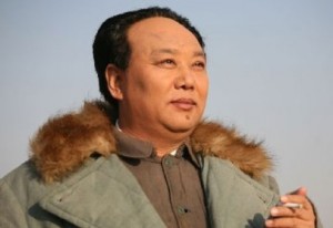 Hong Xin (红心, a very appropriate name, means "red heart"), began to interpret him in 2005 and was the Mao Zedong of the recent Tiananmen