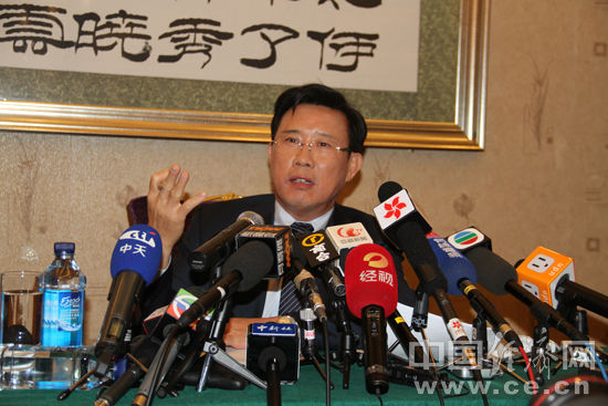 El hombre más rico de China: “Los miembros del Partido Comunista tienen mujeres más guapas”