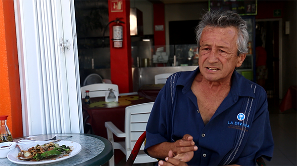 A Rudi no le convencen nada las explicaciones que han dado las autoridades sobre el Dragon Mart Cancún. [FOTO: Daniel Méndez]